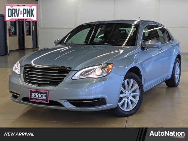 2013 Chrysler 200 Touring