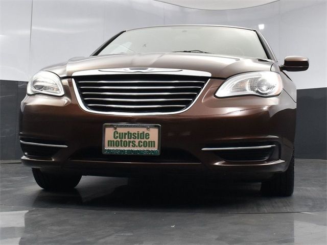 2013 Chrysler 200 Touring