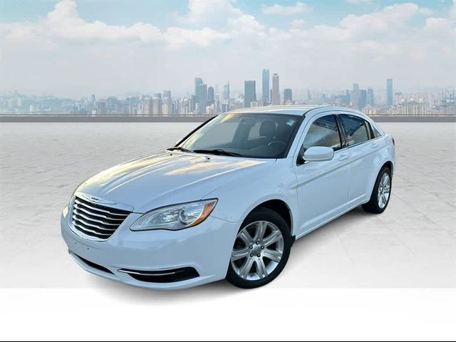 2013 Chrysler 200 Touring