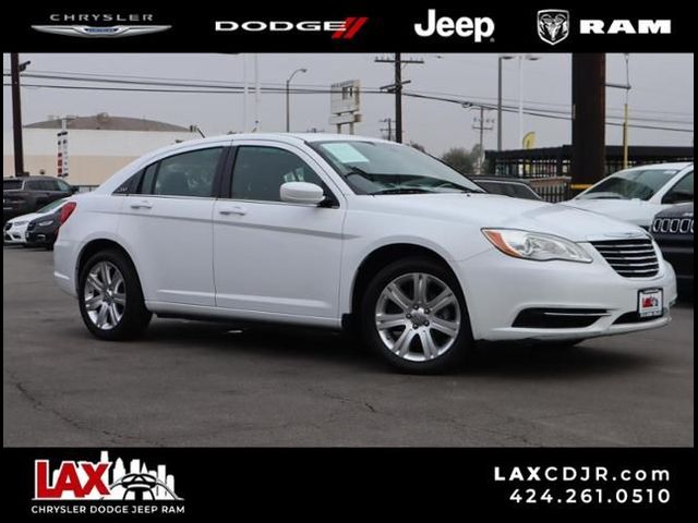 2013 Chrysler 200 Touring