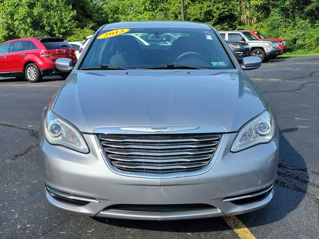 2013 Chrysler 200 Touring