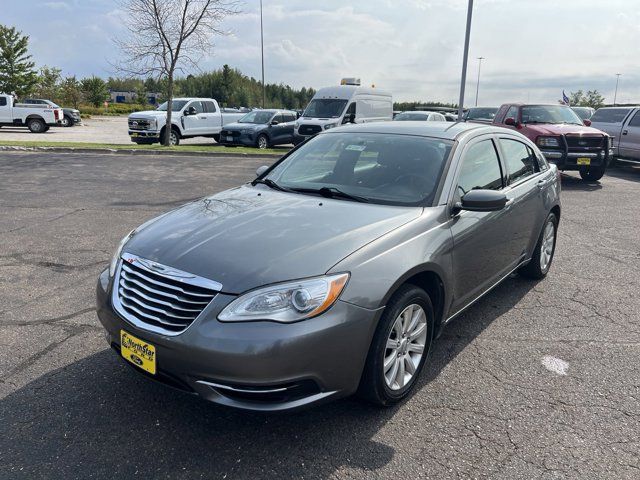 2013 Chrysler 200 Touring