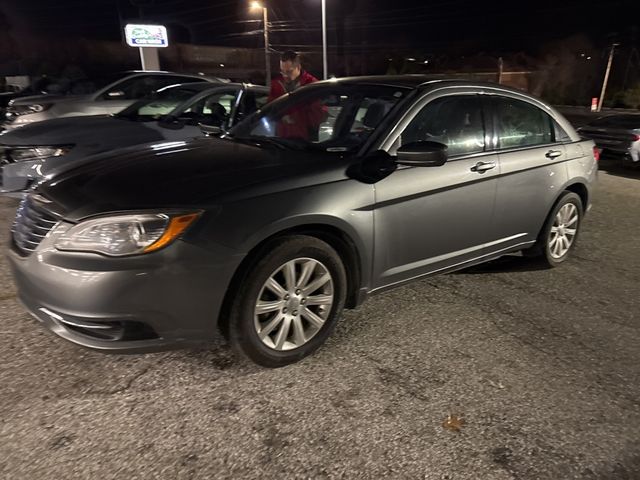 2013 Chrysler 200 Touring