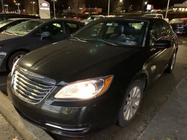 2013 Chrysler 200 Touring