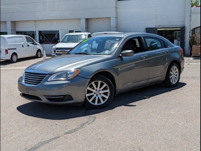 2013 Chrysler 200 Touring