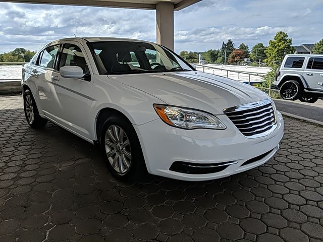 2013 Chrysler 200 Touring