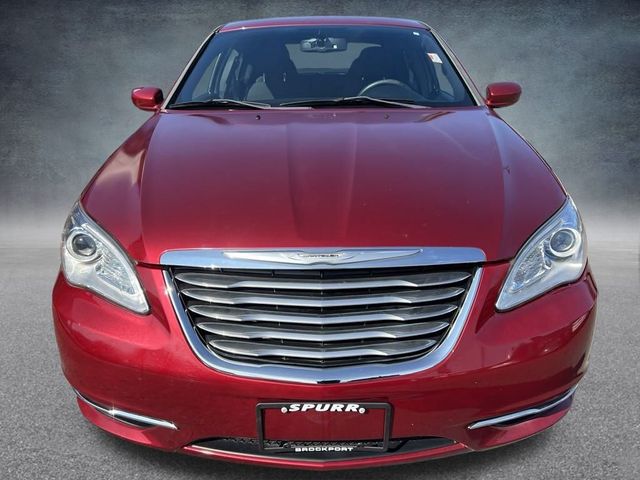 2013 Chrysler 200 Touring