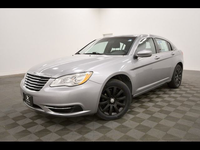 2013 Chrysler 200 Touring