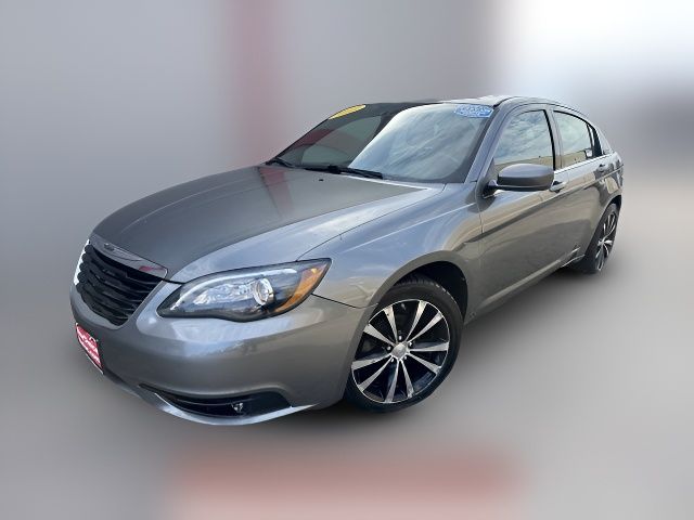 2013 Chrysler 200 Touring