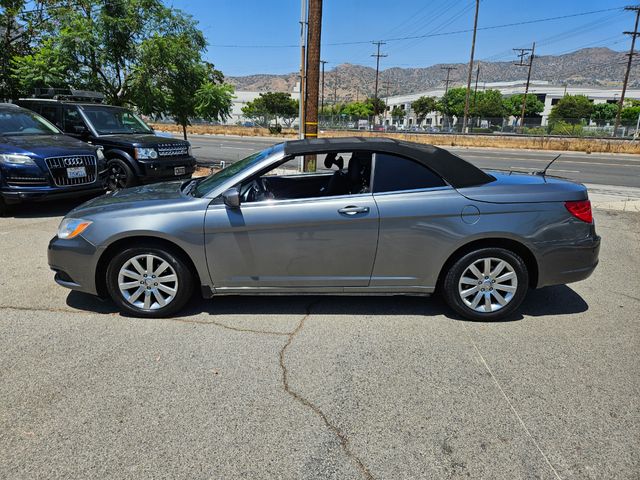 2013 Chrysler 200 Touring