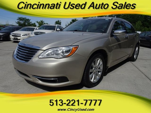 2013 Chrysler 200 Limited