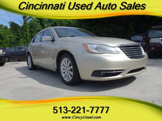 2013 Chrysler 200 Limited