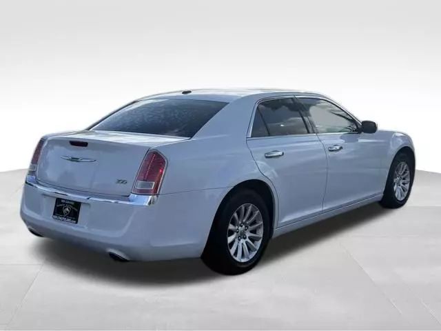 2013 Chrysler 300 Base