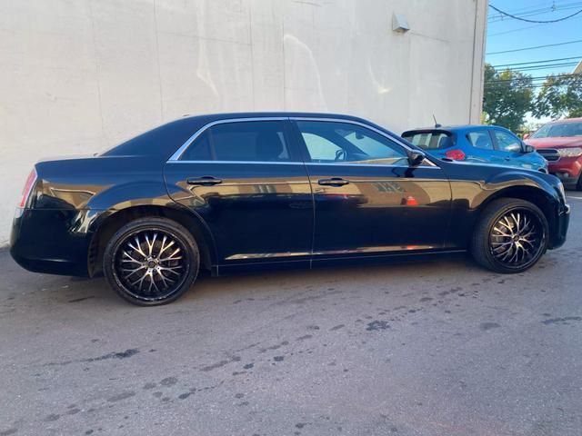 2013 Chrysler 300 Base