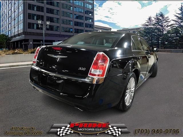 2013 Chrysler 300 Base