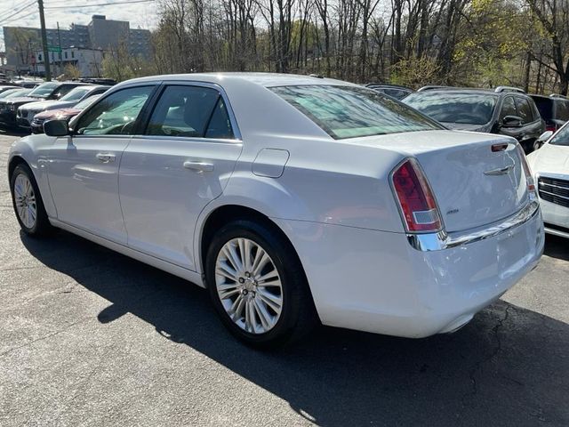 2013 Chrysler 300 Base