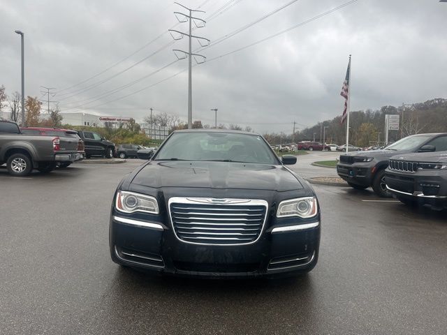 2013 Chrysler 300 Base