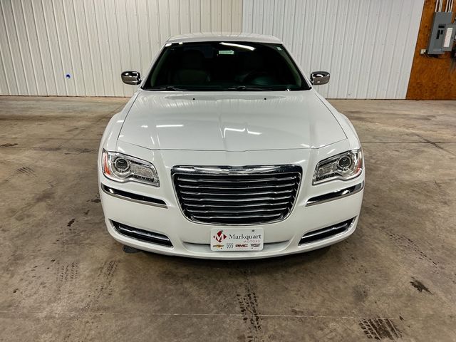 2013 Chrysler 300 Base