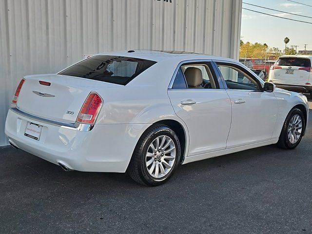 2013 Chrysler 300 Base