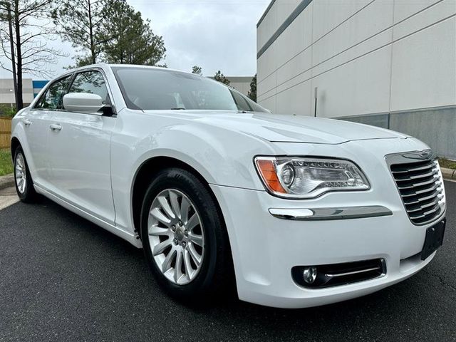 2013 Chrysler 300 Base