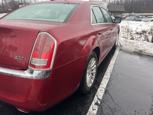 2013 Chrysler 300 Base