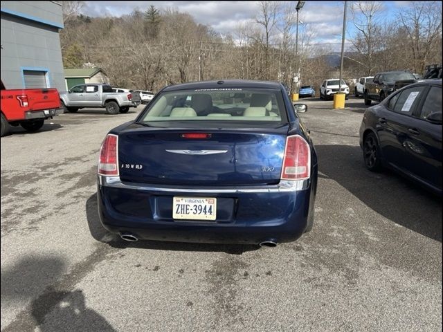 2013 Chrysler 300 Base