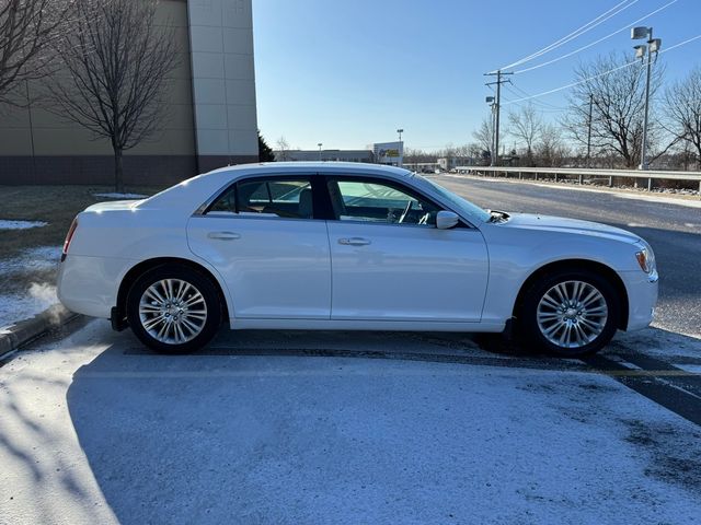 2013 Chrysler 300 Base