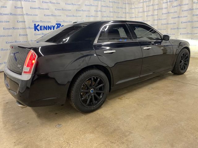 2013 Chrysler 300 300C John Varvatos Luxury Edition