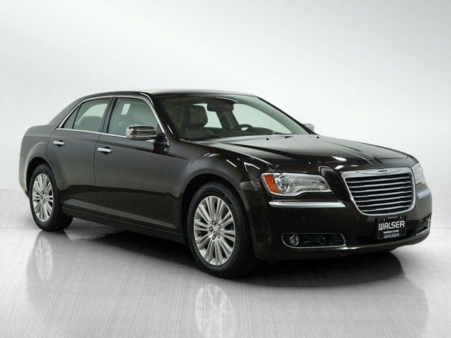 2013 Chrysler 300 Luxury Series