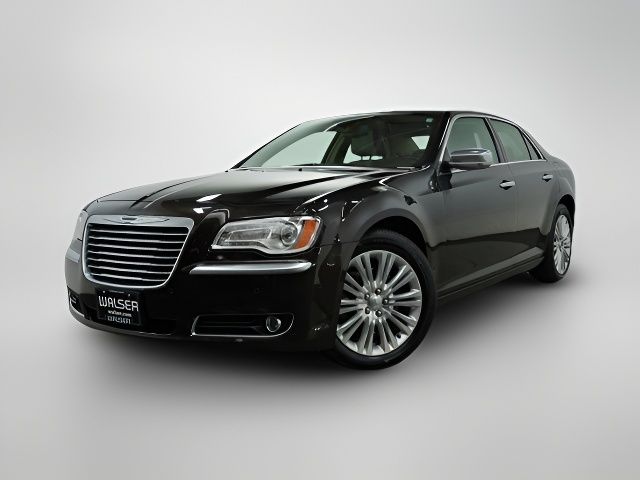 2013 Chrysler 300 Luxury Series