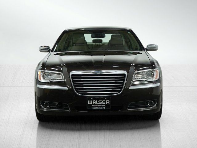 2013 Chrysler 300 Luxury Series