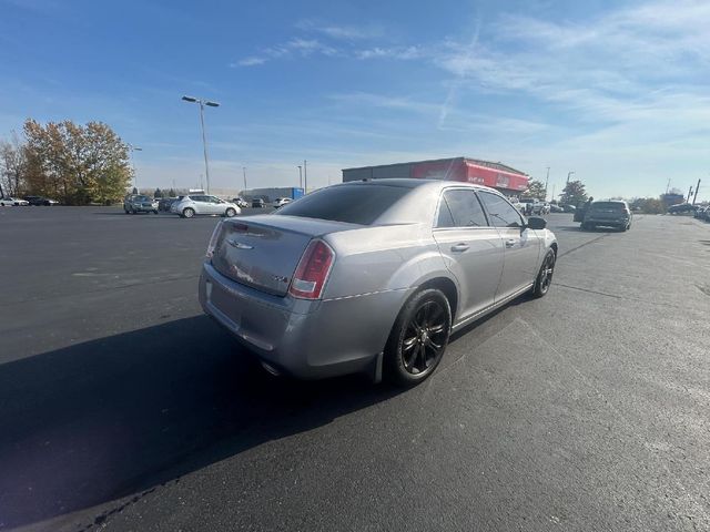 2013 Chrysler 300 Glacier