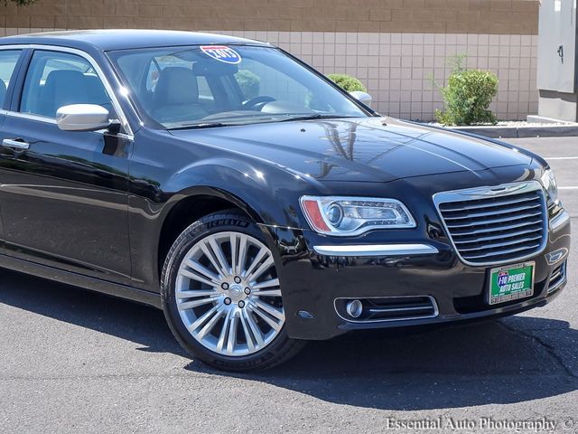 2013 Chrysler 300 Luxury Series