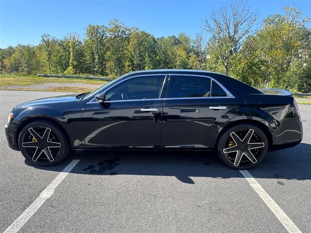 2013 Chrysler 300 Luxury Series