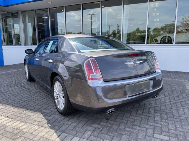 2013 Chrysler 300 Luxury Series