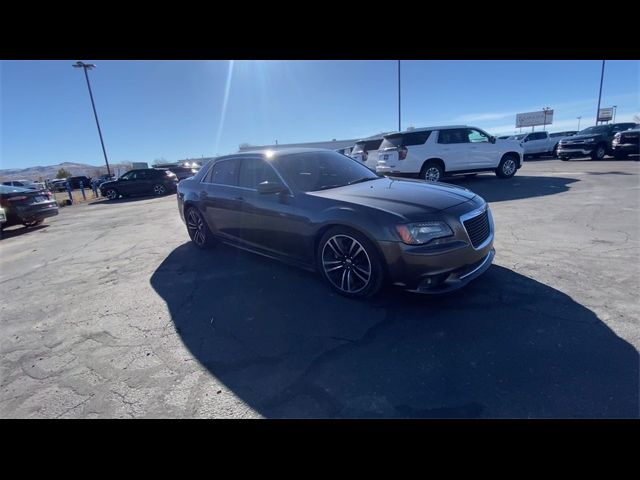 2013 Chrysler 300 SRT8 Core