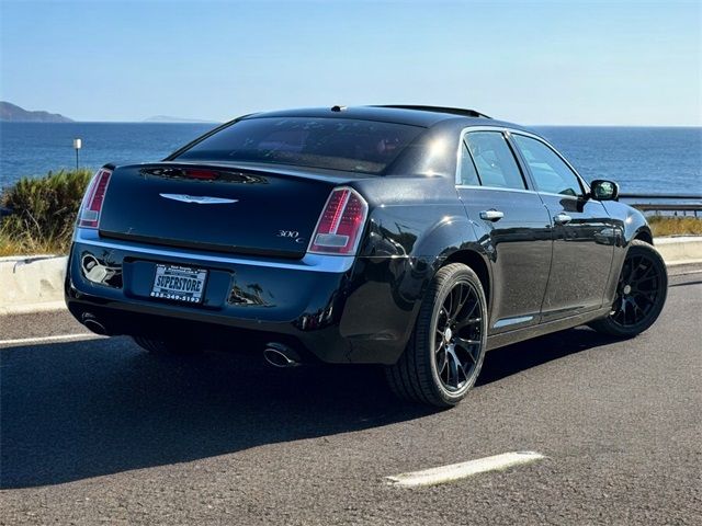 2013 Chrysler 300 Luxury Series