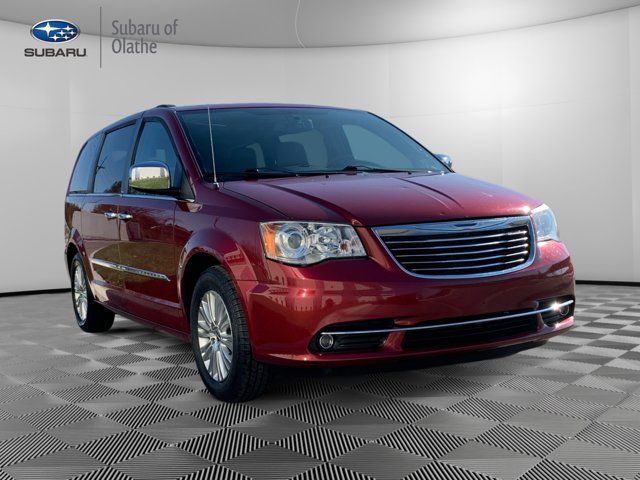 2013 Chrysler Town & Country Limited