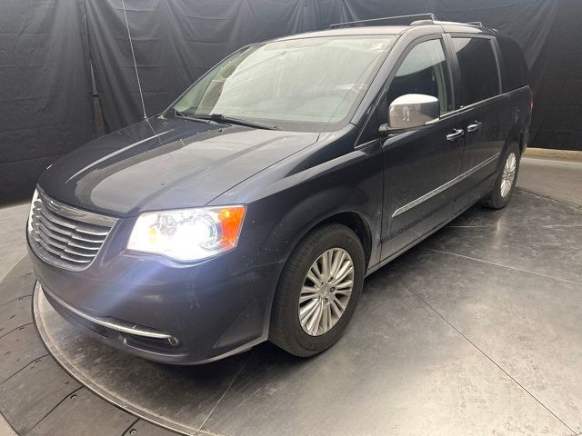 2013 Chrysler Town & Country Limited