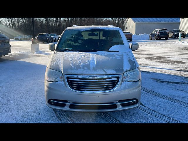 2013 Chrysler Town & Country Touring