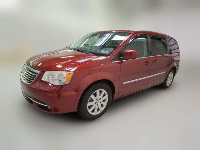 2013 Chrysler Town & Country Touring