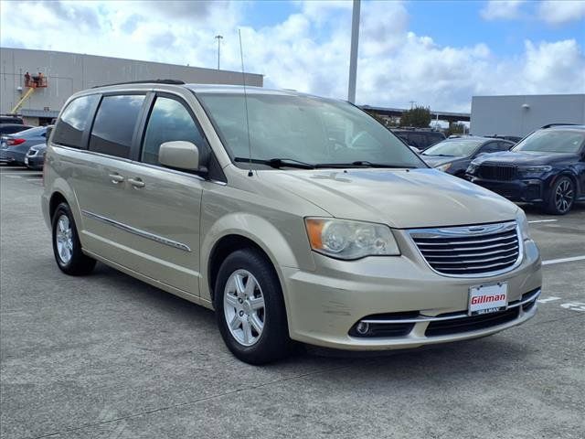 2013 Chrysler Town & Country Touring