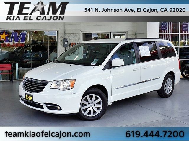 2013 Chrysler Town & Country Touring