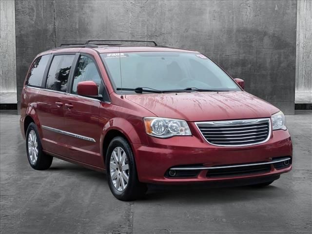 2013 Chrysler Town & Country Touring