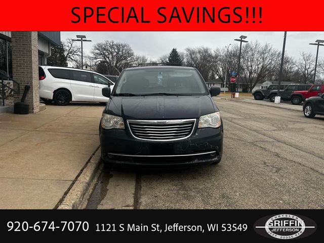 2013 Chrysler Town & Country Touring