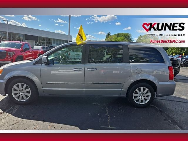 2013 Chrysler Town & Country Touring