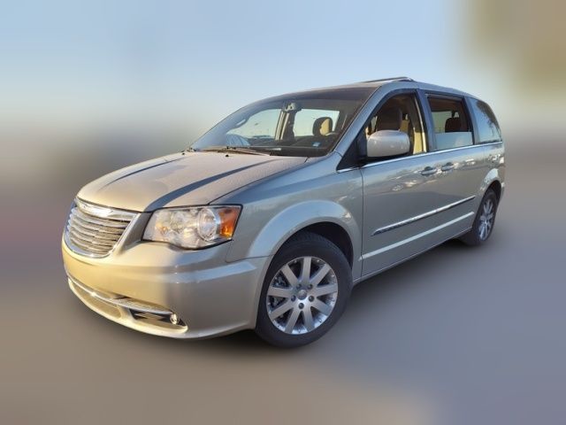 2013 Chrysler Town & Country Touring