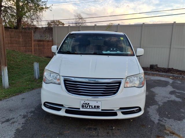 2013 Chrysler Town & Country Touring