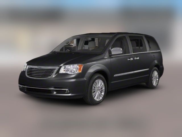 2013 Chrysler Town & Country Touring