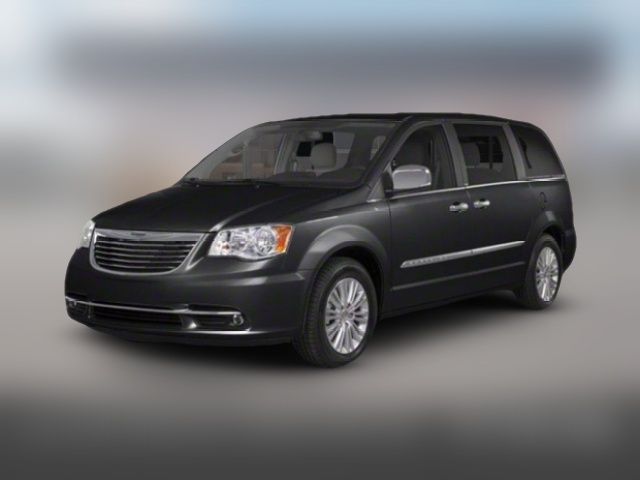 2013 Chrysler Town & Country Touring